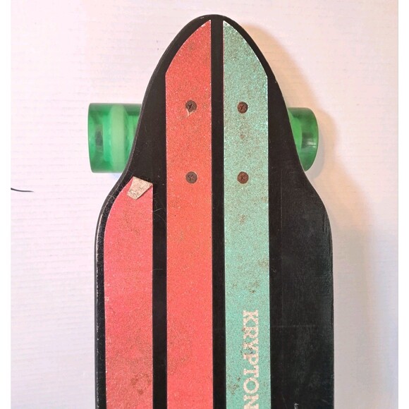 Kryptonics Skateboard Wood Red & Green Translucent Wheels Hawaiian Themed 26" - Picture 5 of 9